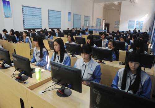 最新！广东又一校公布3+证书报名人数！高达98%！
