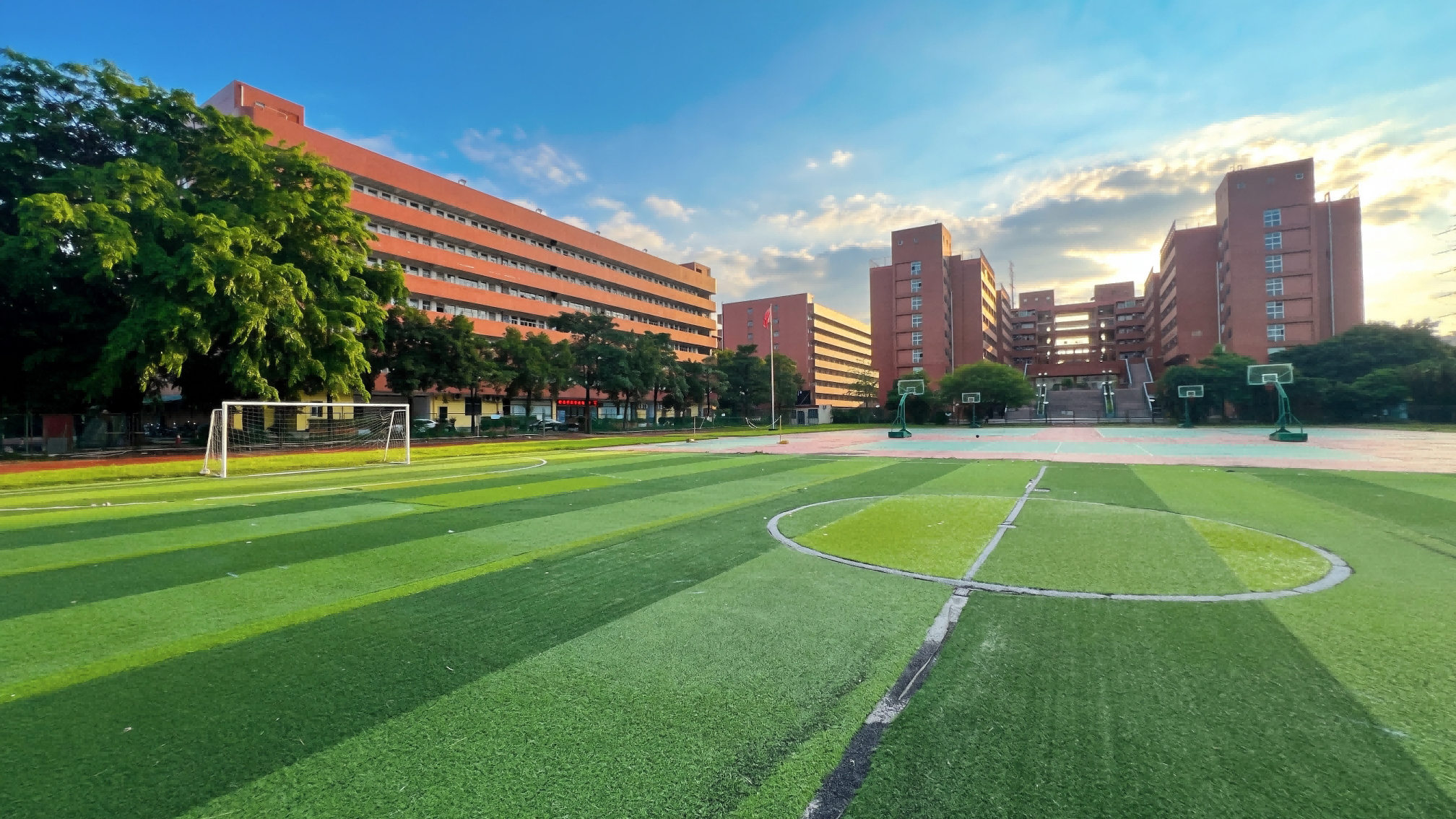 广东新易学教育春季学考辅导班：全场景备考校园，为学考冲刺保驾护航