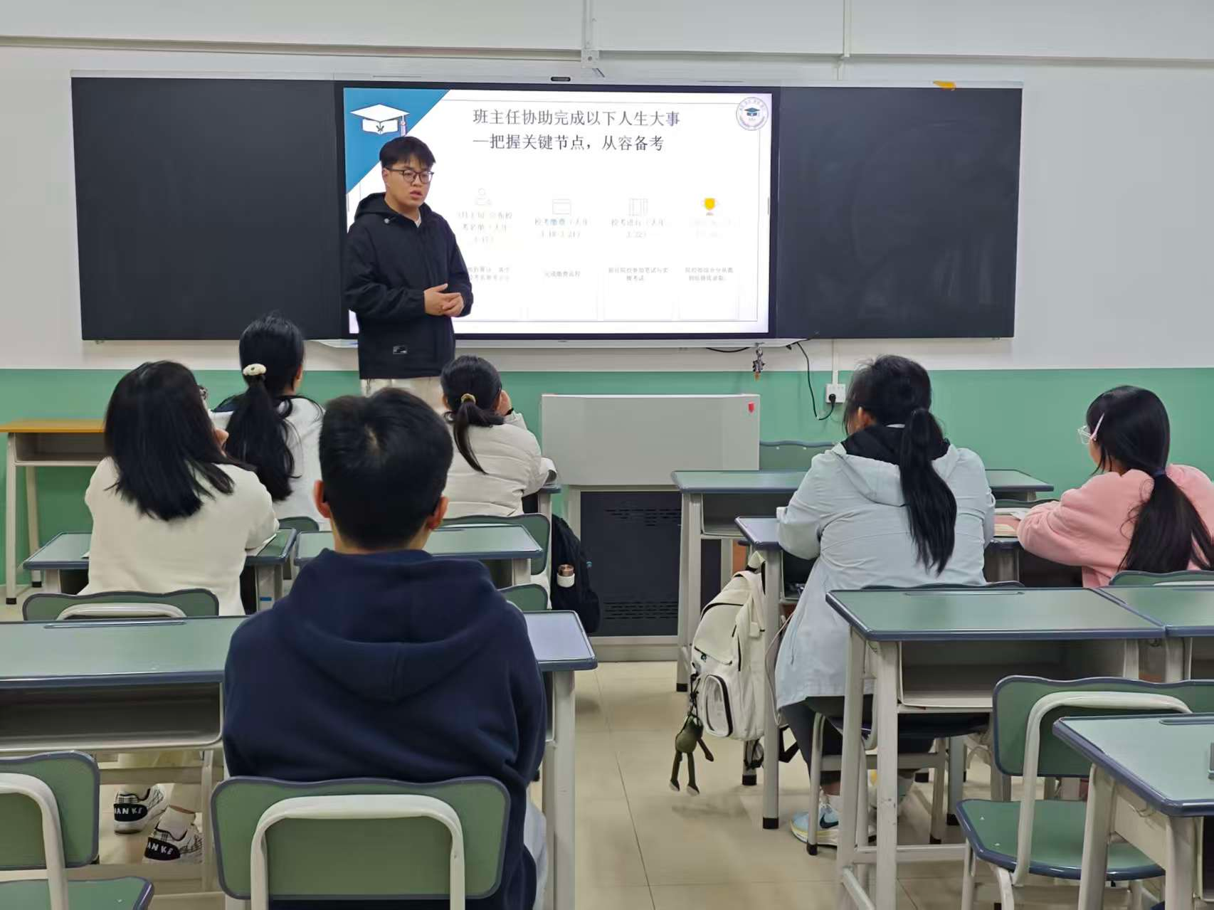 广东学考培训机构怎么选？新易学教育教学模式解析